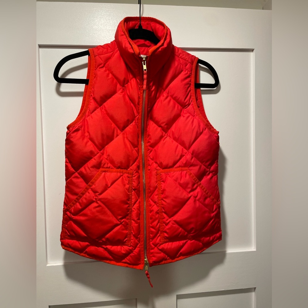 Women’s J.Crew, XXS red orange puffer vest with gold zippers